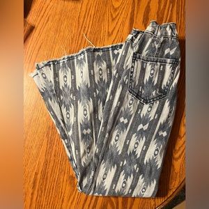 Rock and Roll Cowgirl® Girls' Aztec Striped BB Flare